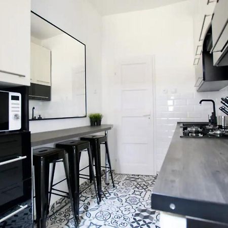 Standard Apartment By Hi5 - Rakoczi 23 Studio Budapest Extérieur photo