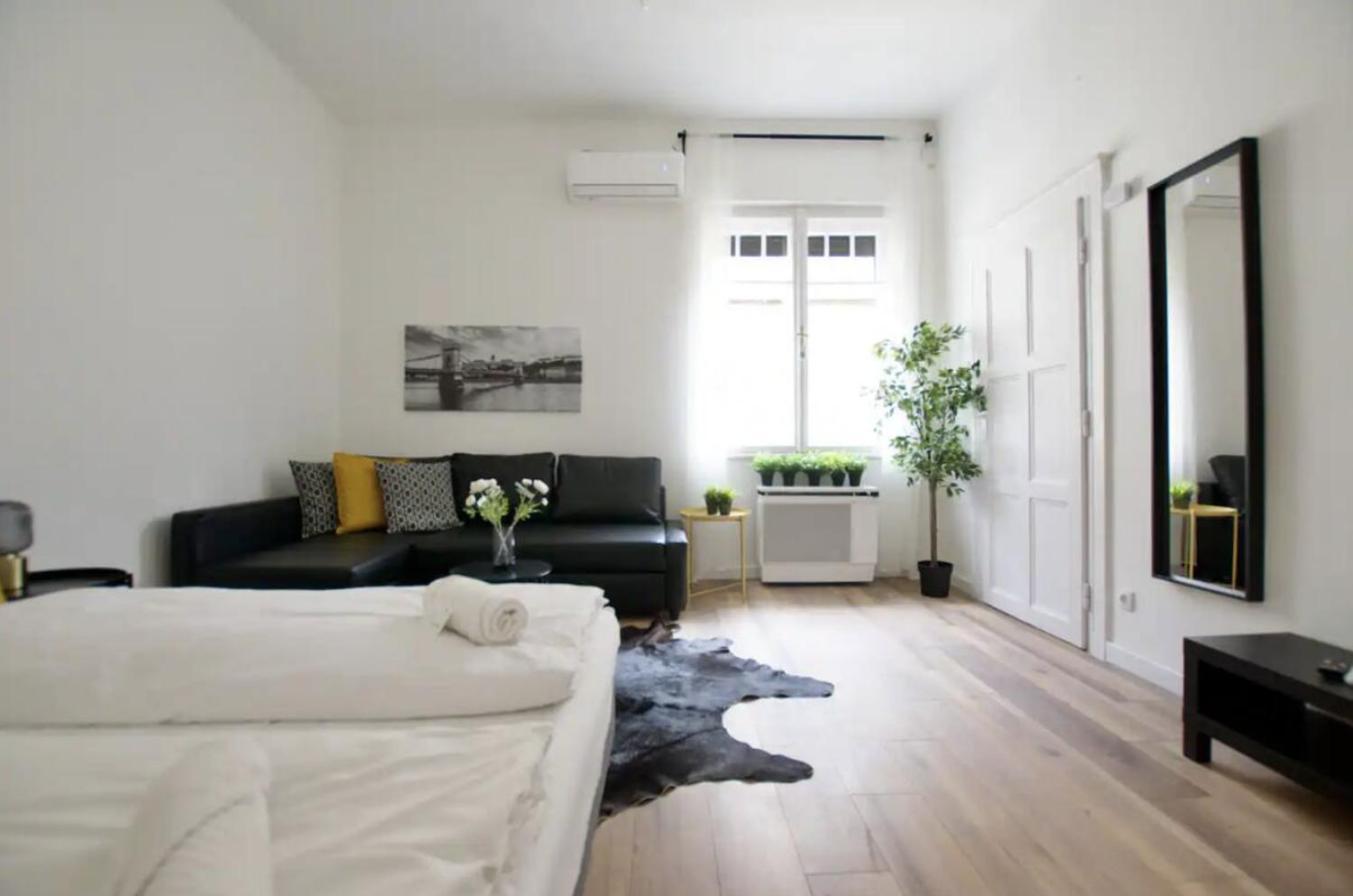 Standard Apartment By Hi5 - Rakoczi 23 Studio Budapest Extérieur photo